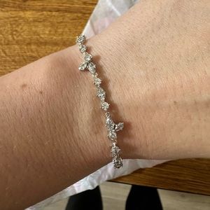 Pandora NWT Bracelet: Sparkling Herbarium Cluster Chain Bracelet Silver 7.1in